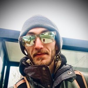 Meet your Posher, Thomas